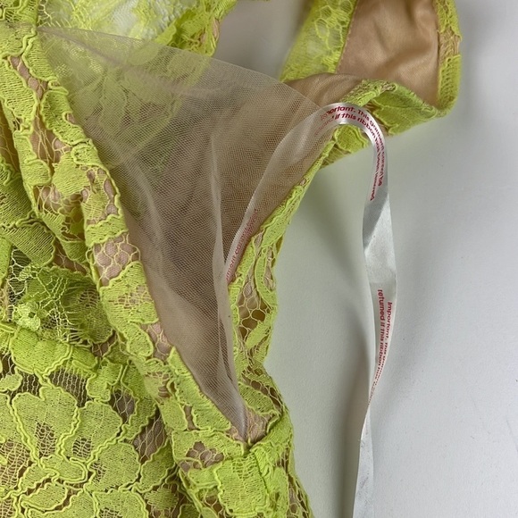 NWT Missguided Lime Lace Midi Dress - Picture 3 of 10